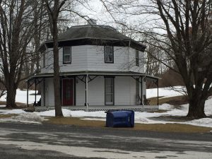 Octagonal house Ancramdale